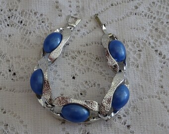 Vintage Blue & Silver Link Bracelet, Mid Century Fashion, 1950's Jewelry, 7 1/2" Length, Stylish Vintage Bracelet