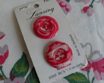 Unused Vintage Buttons, Red & White Marbeled Fasteners, Lansing 2 On Card, Made in Holland, Never Used Buttons, 7/8" Size 36 Ligne, 4 Hole