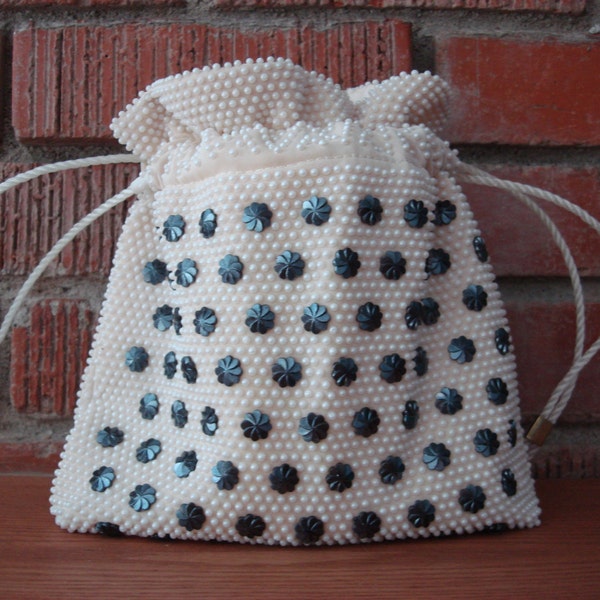 Vintage 1960's Black & White Beaded Drawstring Purse, 1960's Groovyness