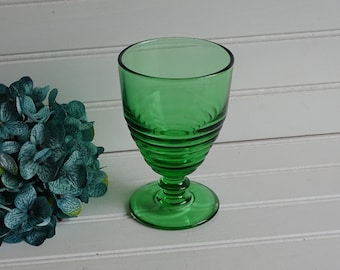 Vintage Green Glass Goblet, Single Emerald Green Water Glass, Pedestal Dinking Glass, Unusual Ringed Design, Gorgeous Green Wine glass