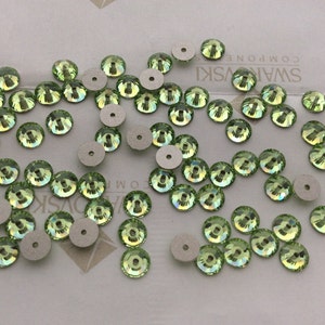 285 pieces Swarovski #3112 4mm Crystal Peridot Green Lochrosen Round Center Hole Sew-On Rhinestones