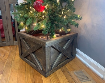 Wood Christmas tree skirt