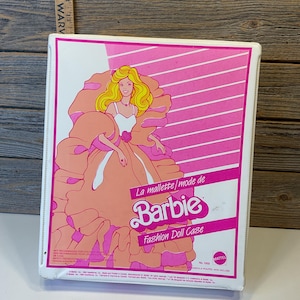 Vintage Mattel Barbie fashion doll case with Peache&#39;s 1984