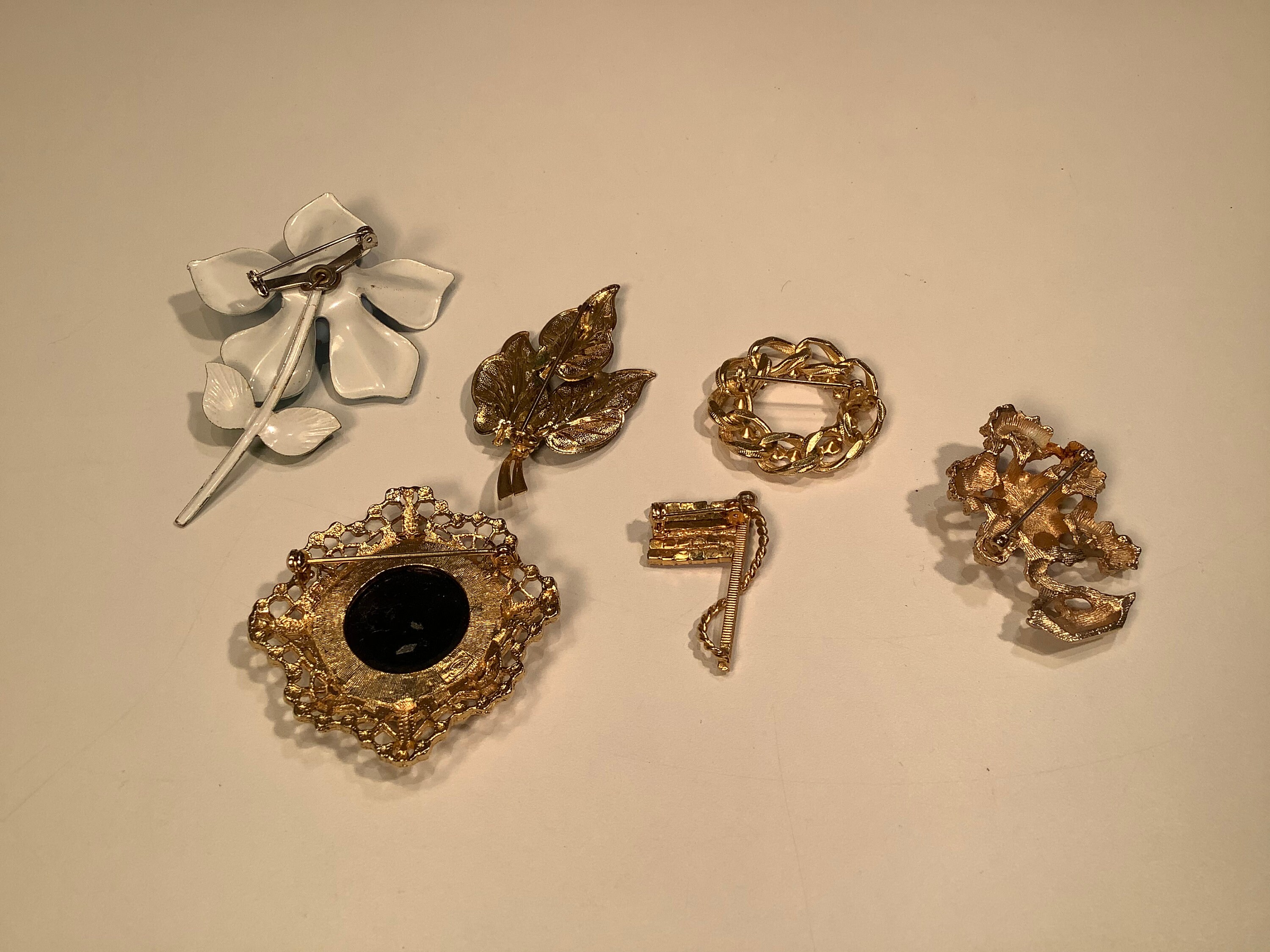 Vintage Lot of 6 Brooch 70' - Etsy