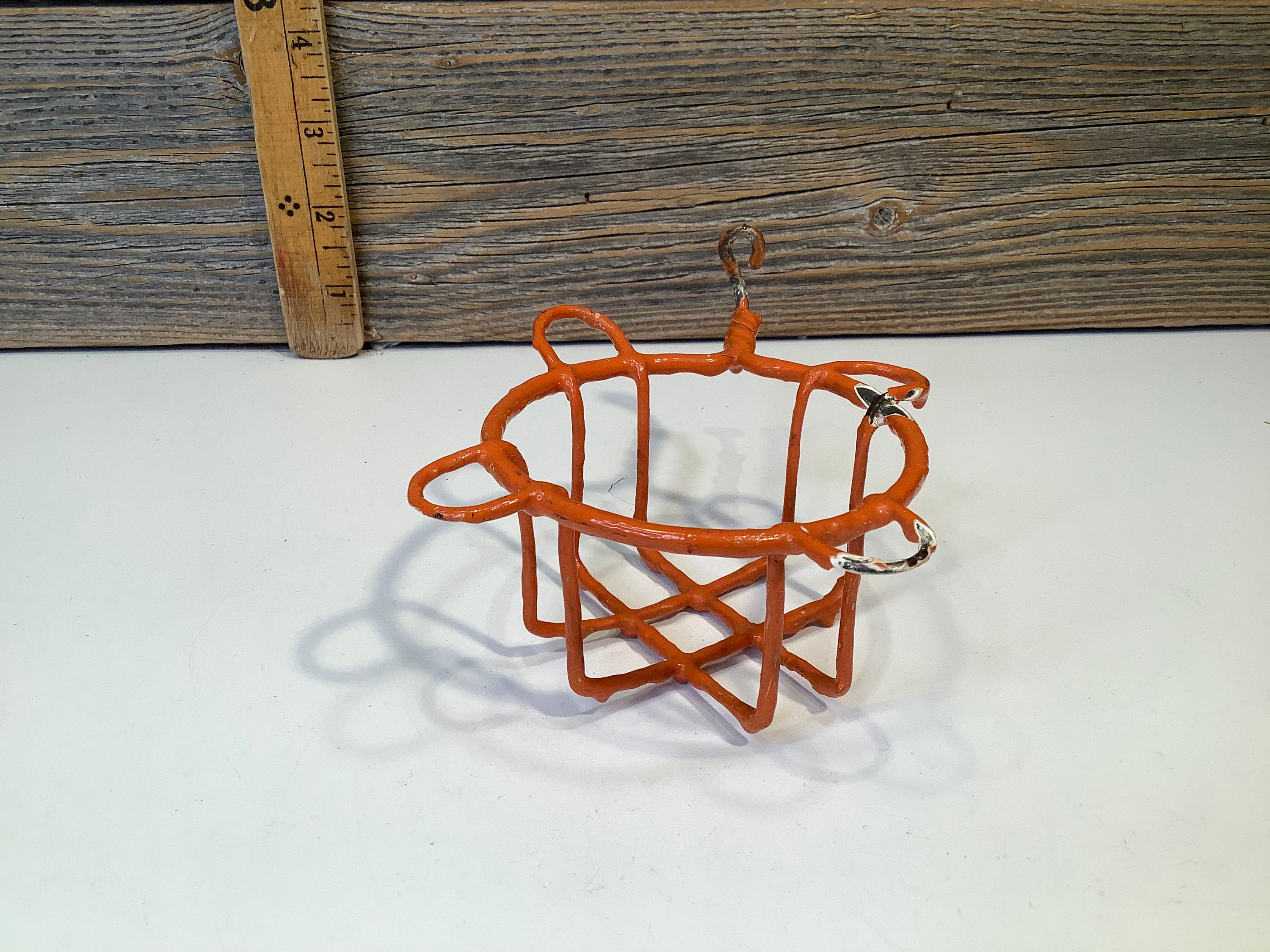 Old metal glass holder 40'