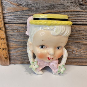 Vintage ESD Lefton wall pockeyT girl 50’