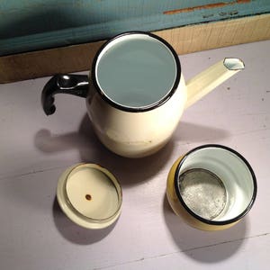 Enamelled vintage teapot image 5