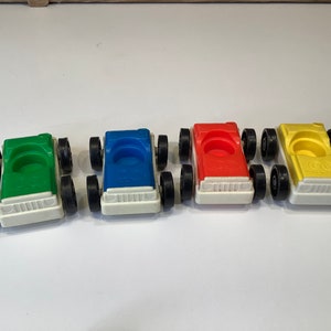 Vintage Fisher Price little people 4 coaches 70' image 1