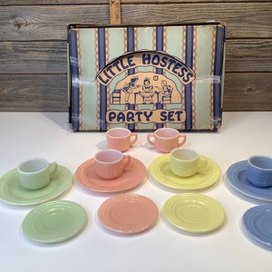 Vintage Hazel Atlas Little hostess party set 50&#39;