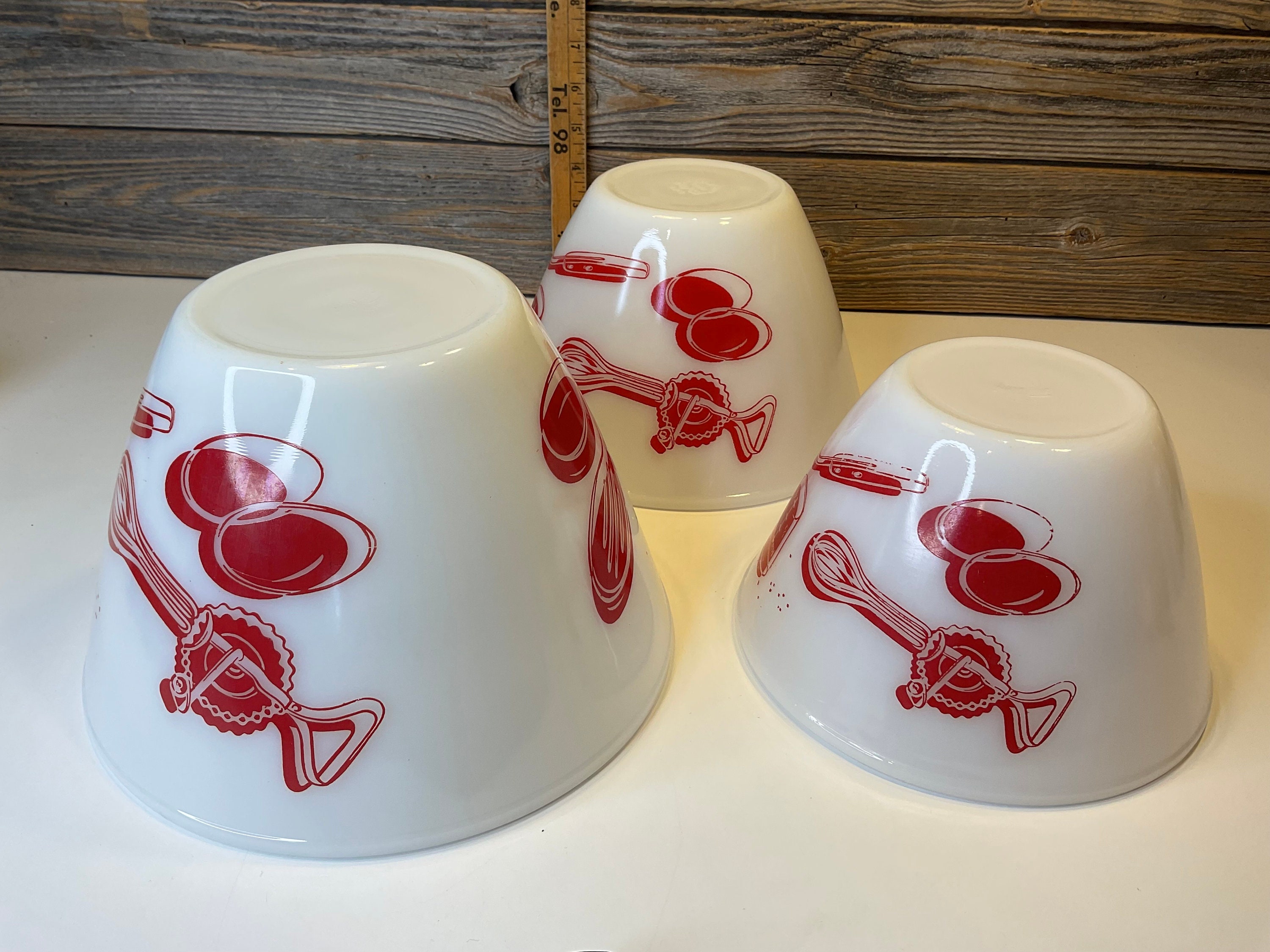 Vintage Fireking 3 Mixing Bowls Red Kitchen 40' - Etsy