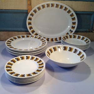 Vintage Ridgway Potteries LTD Ravenna Set von Gerichten 70 &#39;