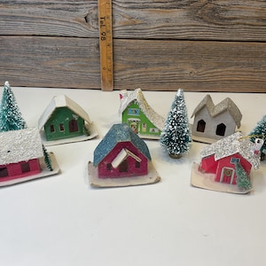 Vintage Putz 6 petites maisons en carton de noël 60’