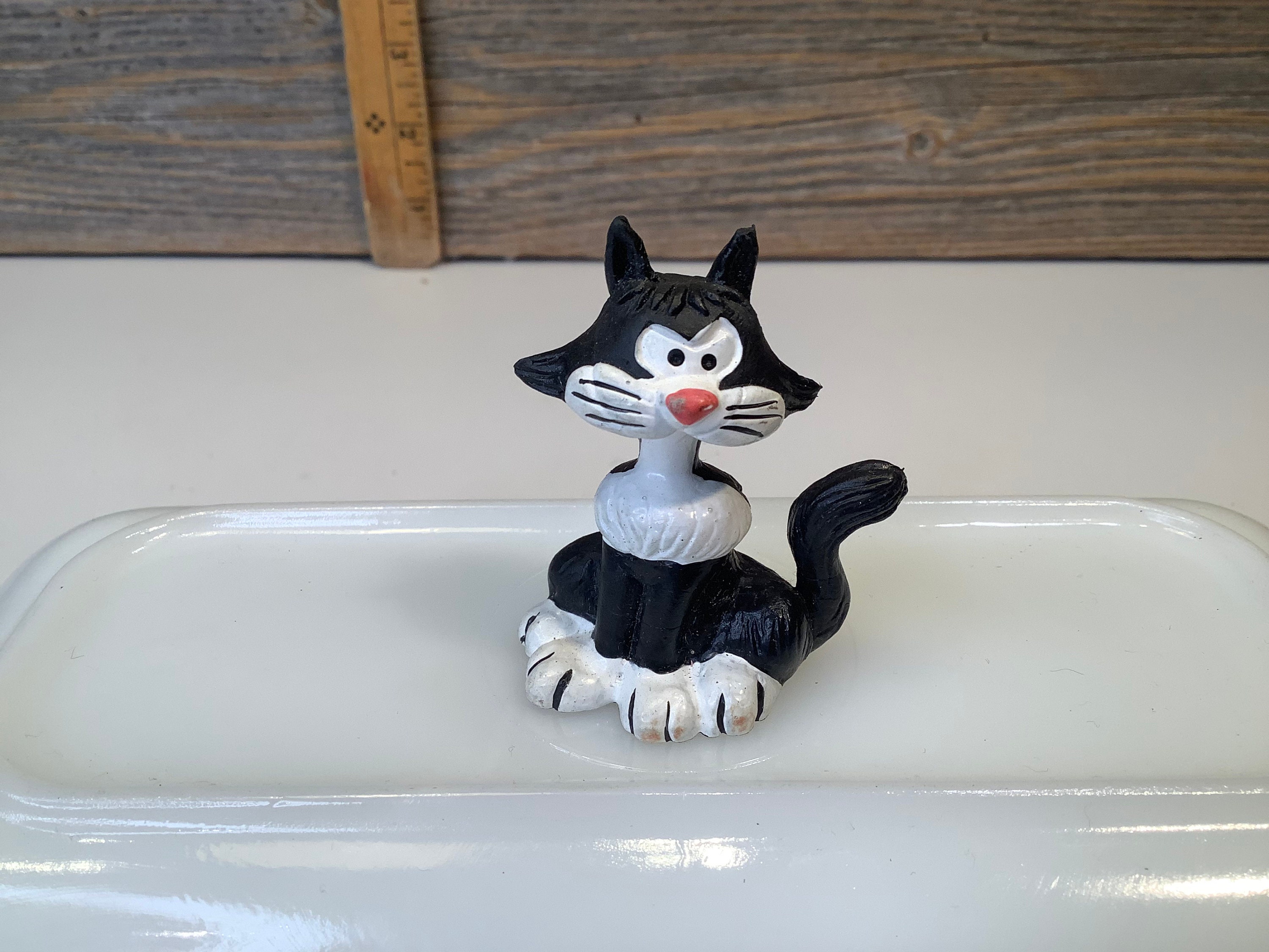 Vintage Schleich PVC figure cat Sweetie from Lucky Luke 1984