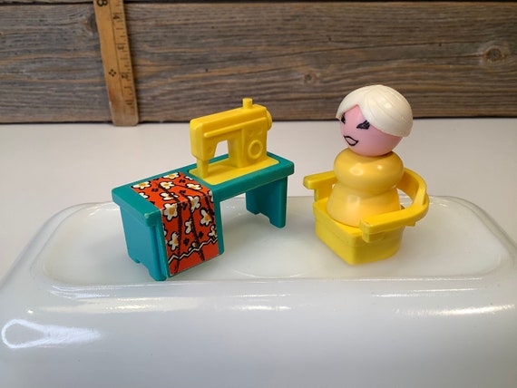 Labe Kruiden overschot Vintage Fisher Price Little People Sewing Machine 70' - Etsy