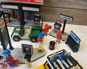 Vintage Playmobil Esso Gas Station 80'
