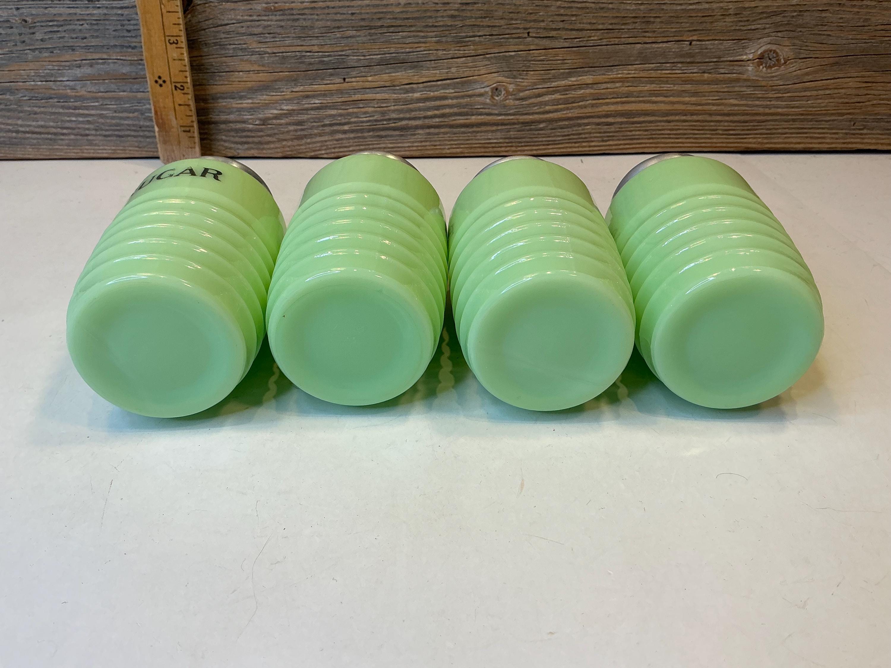 Vintage Jeannette Set of 4 Jadeite Shakers 40' - Etsy