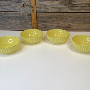 Vintage Hazel Atlas 4 yellow dessert bowl 50’