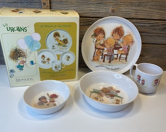 Vintage Oneida dinnerware for young folks Lil Urchins 80’