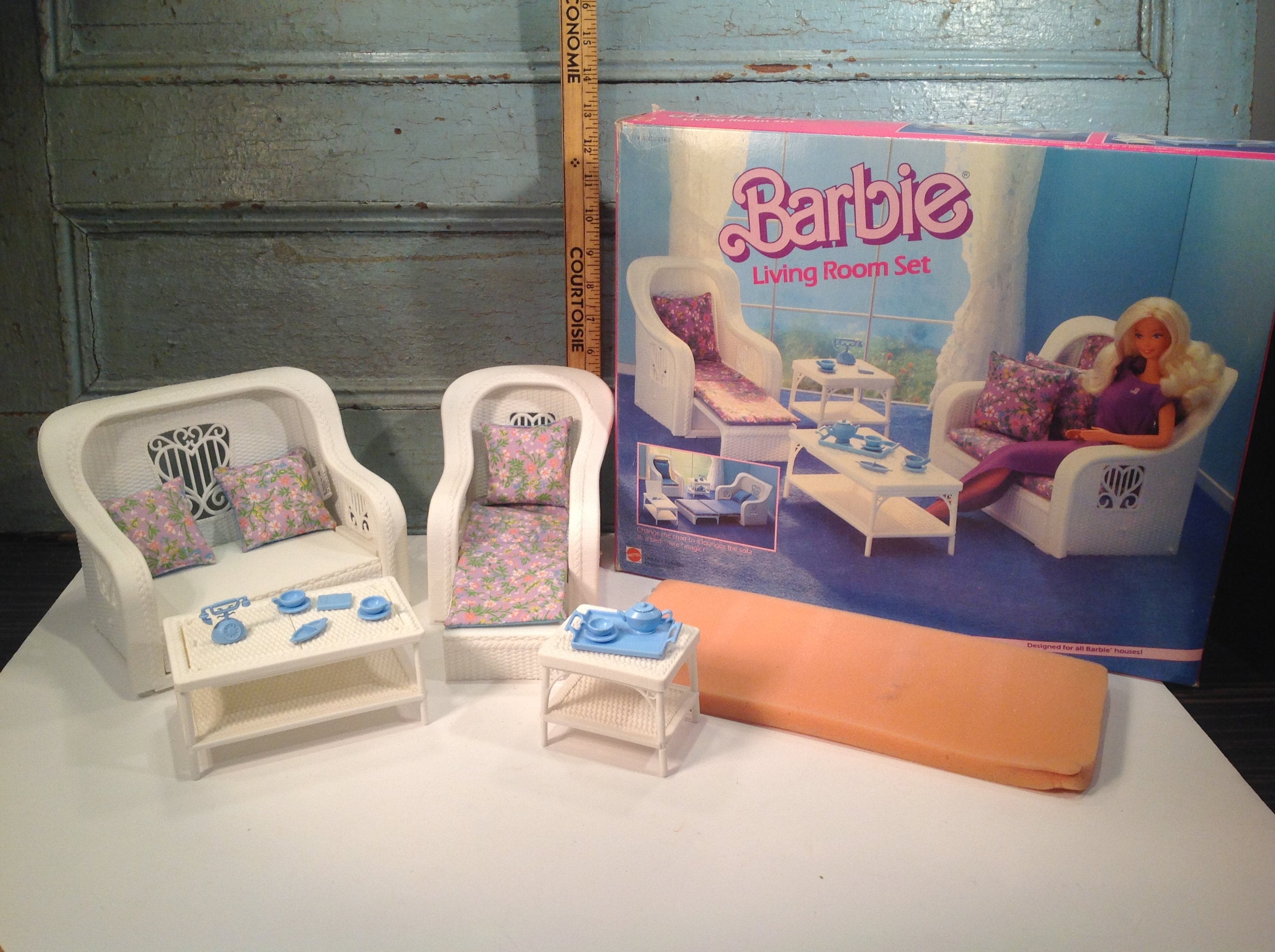 vintage barbie living room