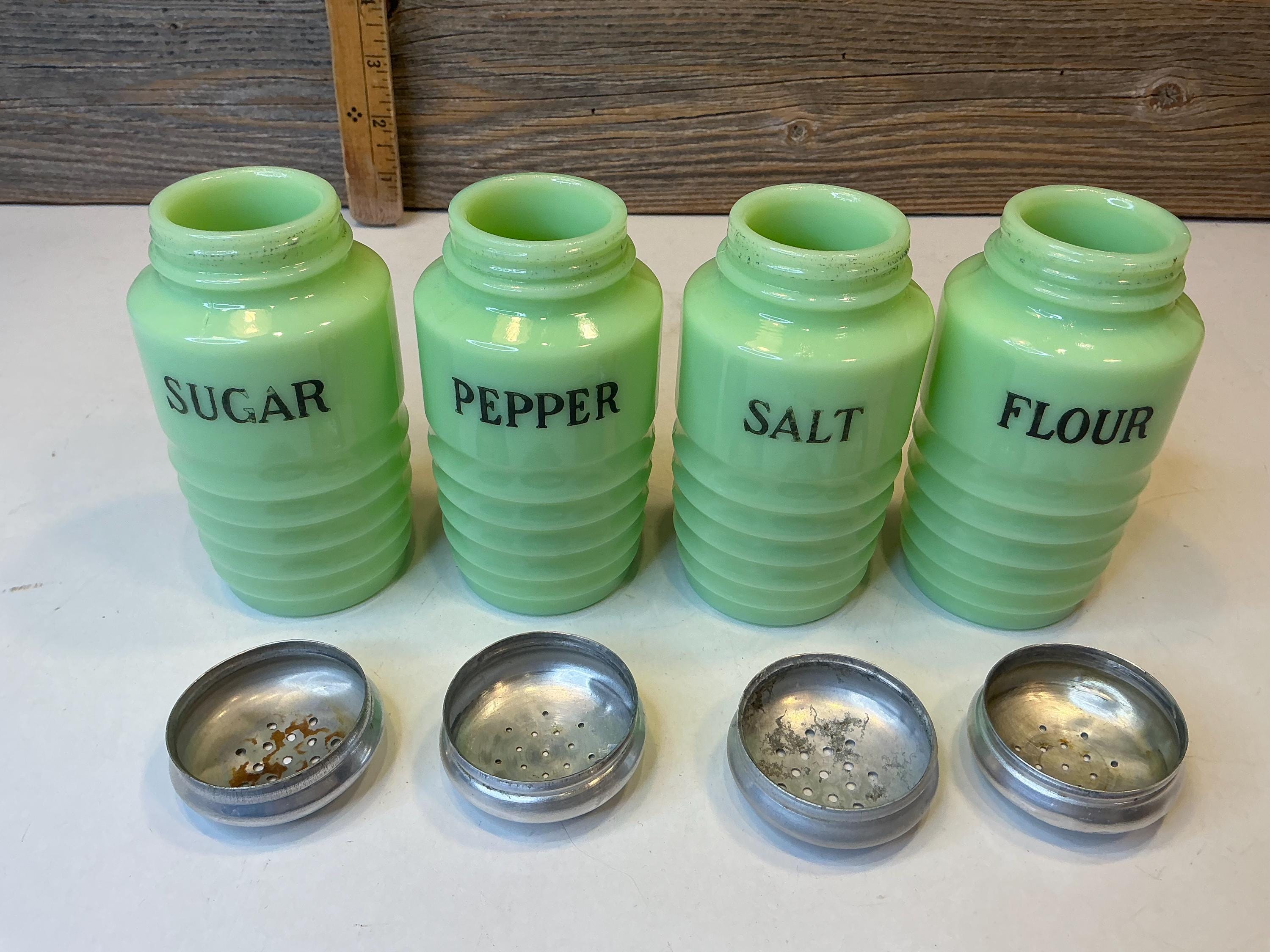 Vintage Jeannette Set of 4 Jadeite Shakers 40' - Etsy
