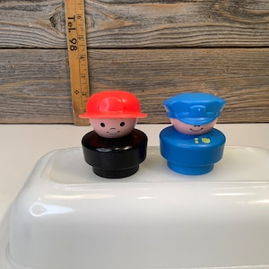 Vintage Fisher Price chunky little people Rescue team 1990