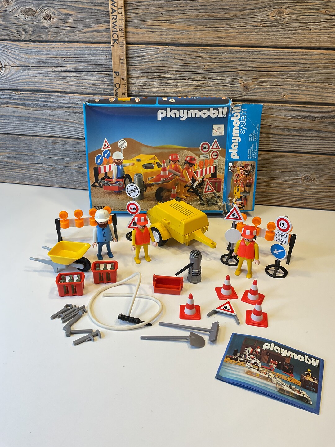 PLAYMOBIL Kebab Vendor Building Set - Figure, Spit, Accessories For Kids 4+