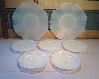 Vintage opalescent vaseline 7 cake plates in the american sweetheart pattern