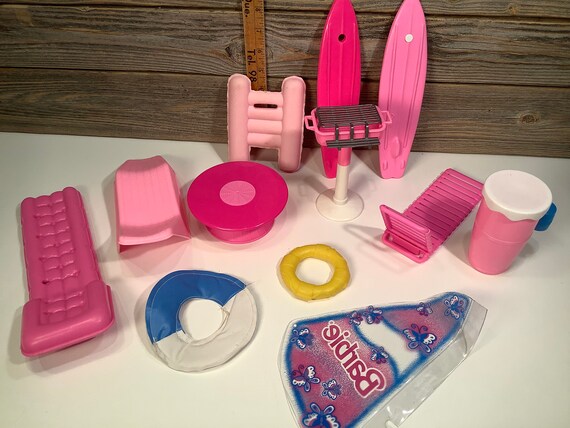 barbie beach stuff