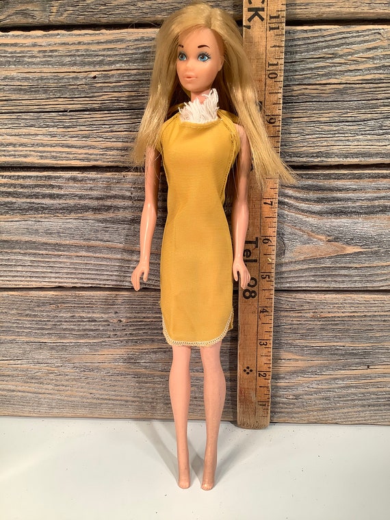 Barbie amarillo outlet