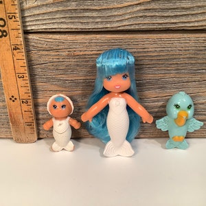 Vintage Kenner Sea Wees Camille, Baby Cascade and Pelly 1982
