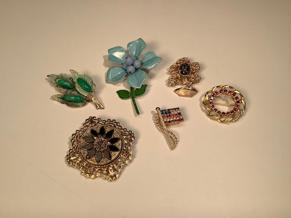 Etsy vintage brooches sale
