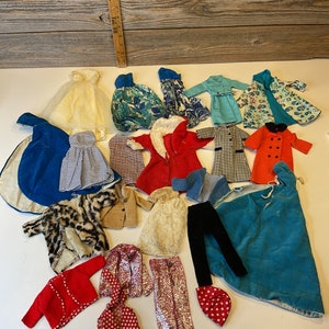 Vintage British Crown lot fashion doll 1960