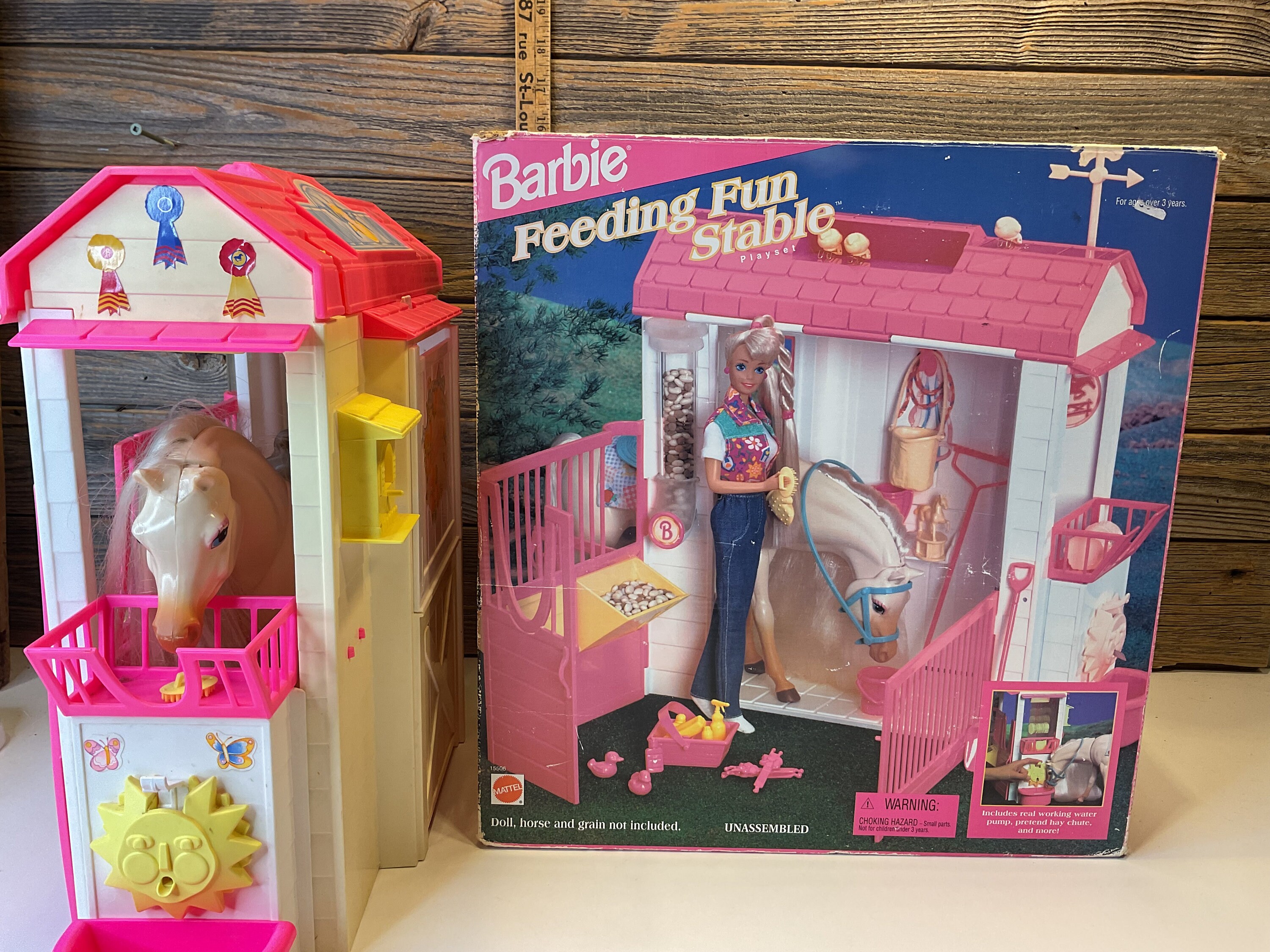 1995 Barbie anmelden Feeding