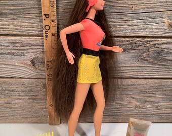 Barbie 1993 Glitter Hair Brunette Fabriqué en Chine NRFB x
