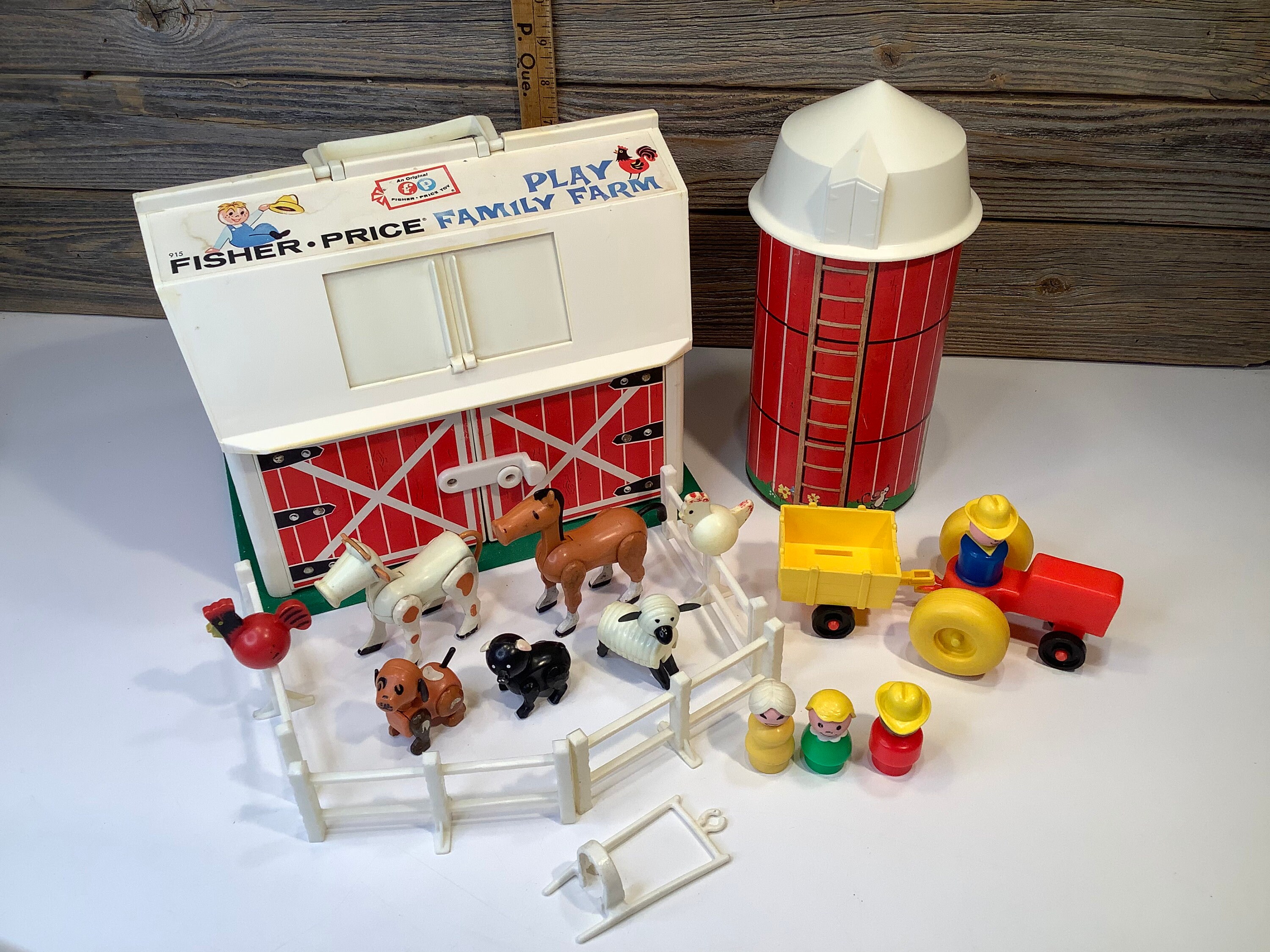 19+ Vintage Fisher Price People