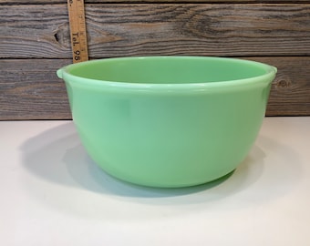 Vintage McKee Jadeite mixing bowl for Sunbeam mixer 50&#39;