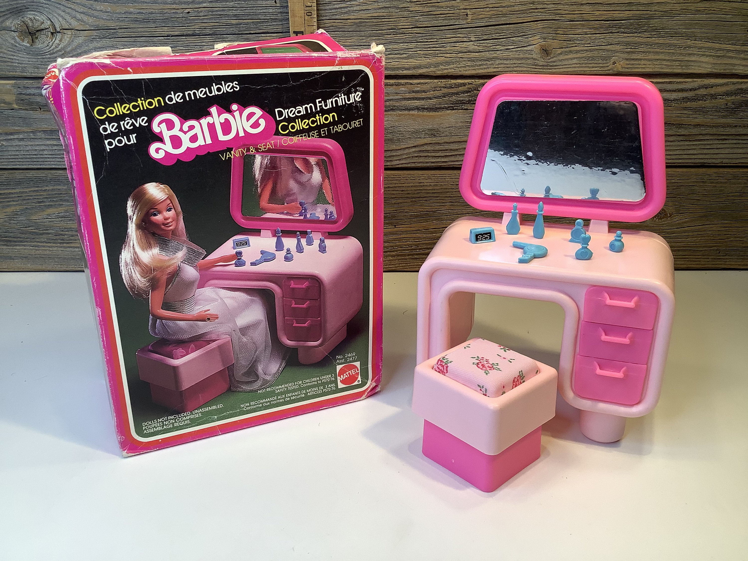 Coiffeuse de rêve de Barbie / Barbie Light up vanity