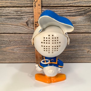 donald duck pull string toy