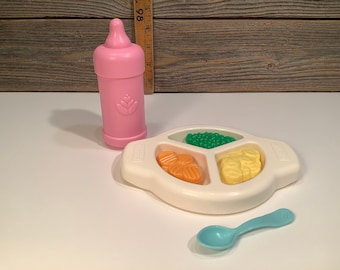 Vintage Fisher Price fun with food Baby's mealtime 1994