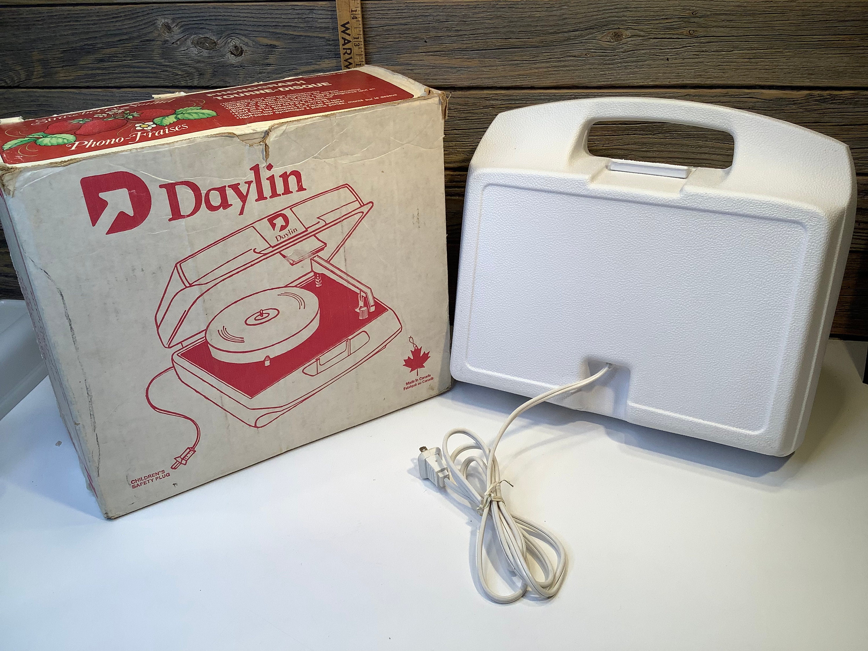Vintage Daylin Phonograph Strawberry Sound 80' - Etsy