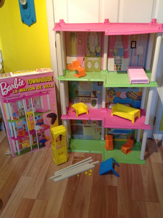 barbie townhouse vintage
