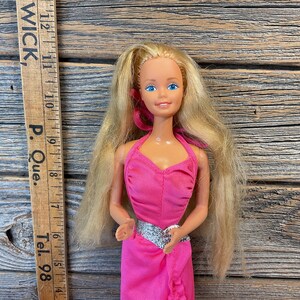 Twist and curl barbie sale