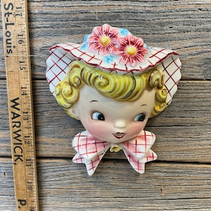Vintage Lefton Wall Pocket Miss Dainty 50’