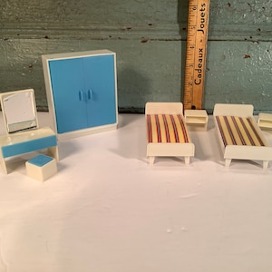 Vintage West Germany doll house furniture miniature 70’