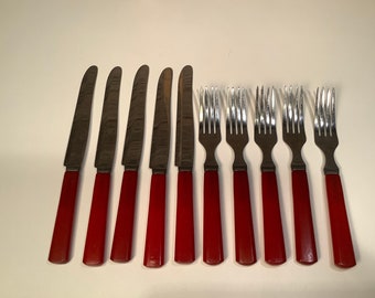 Vintage Bakelite 5 forks and 5 knives 40’