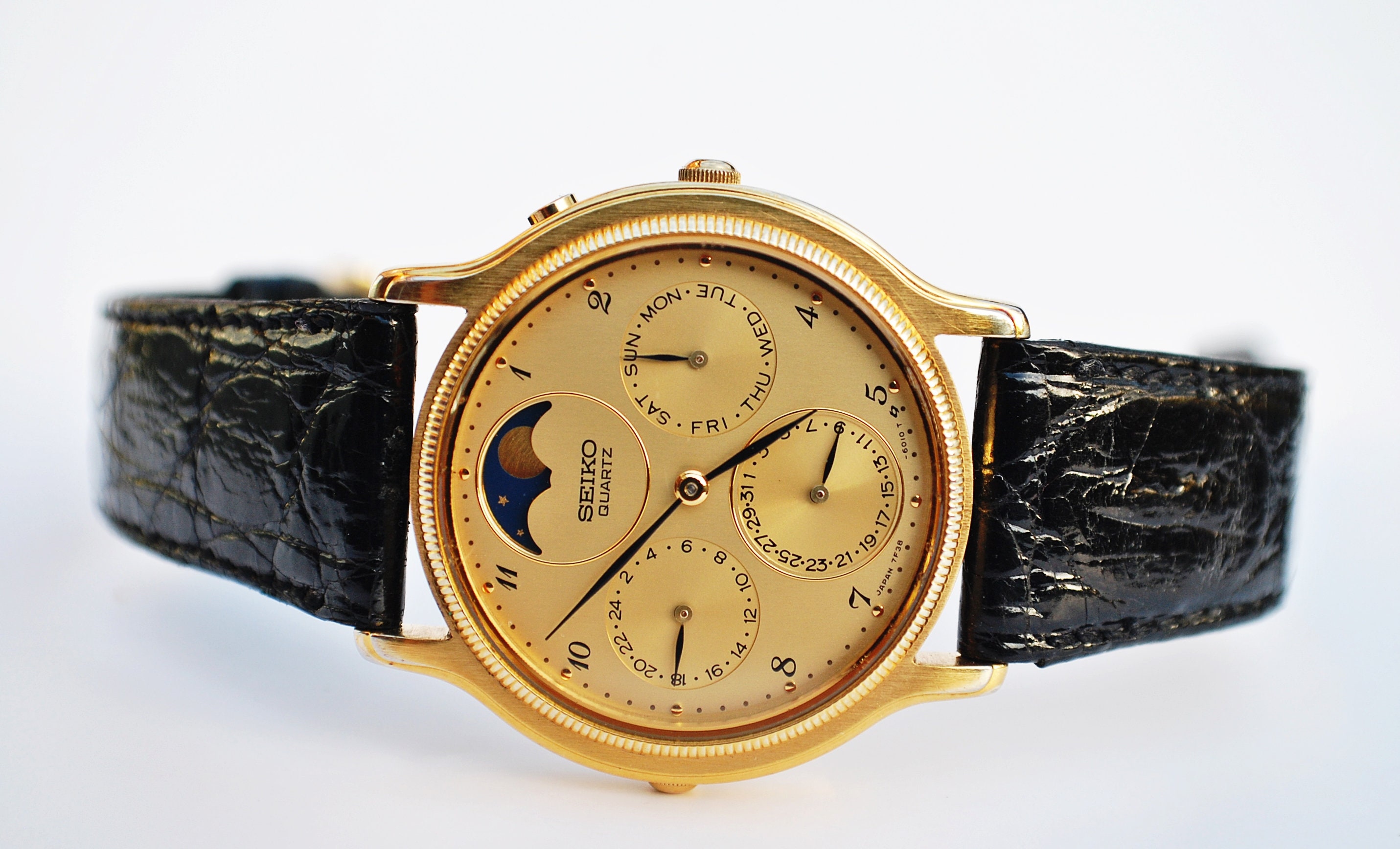 SEIKO 7F38-6020 Moonphase Quartz Gents Vintage Watch in Box - Etsy Singapore