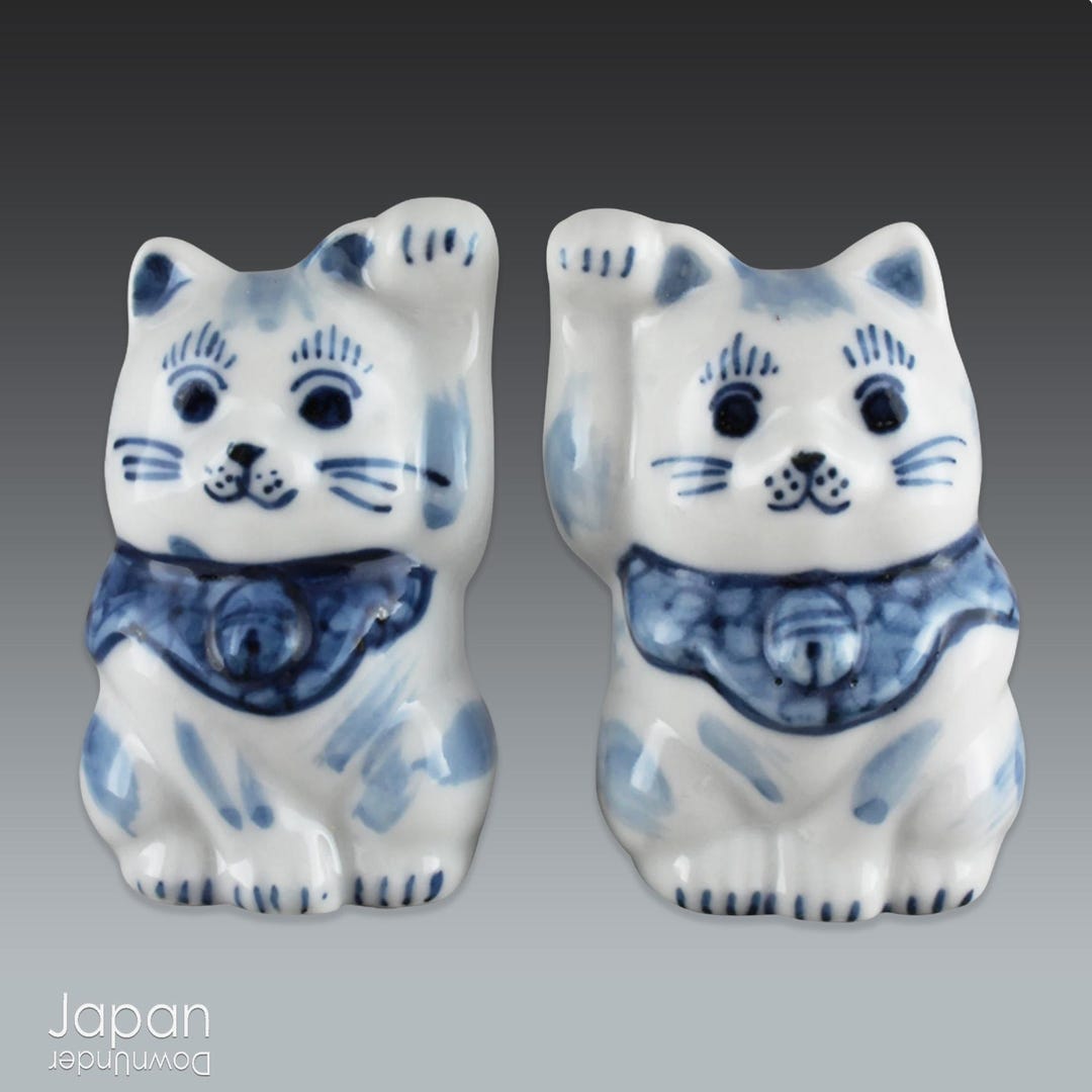 Vintage Kutani Mini Maneki Neko Pair: Blue Sometsuke Lucky Cats - Etsy
