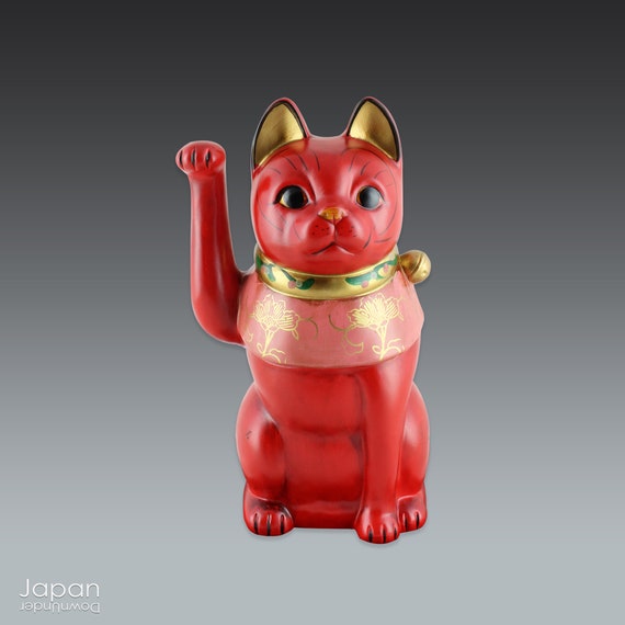 Manekineko rouge, chat porte-bonheur japonais, amulette japonaise,  céramique japonaise, chat d'argile japonais -  France
