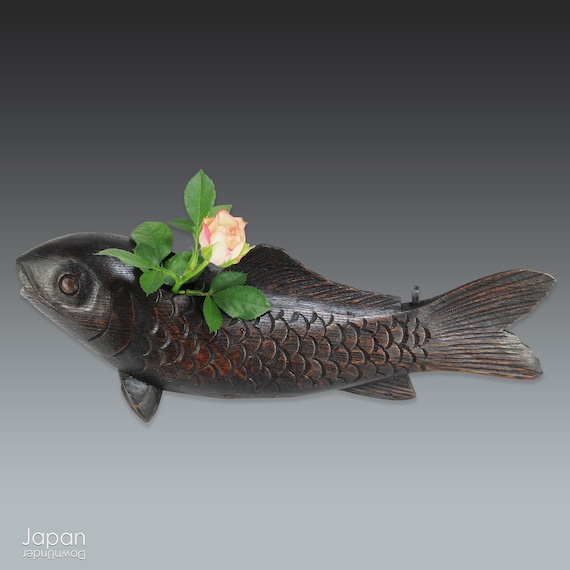 edo period fish hook Edo Era Jizaikagi Fish Carving: Japanese Mingei Hearth Hook Sculpture Vase