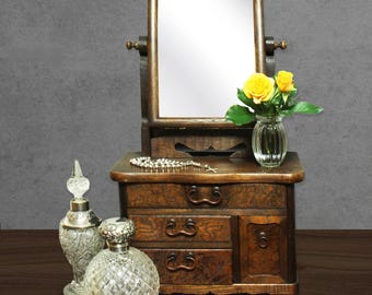 Japanese Antique Kyodai Vanity Mirror: Taisho Era Dressing Chest